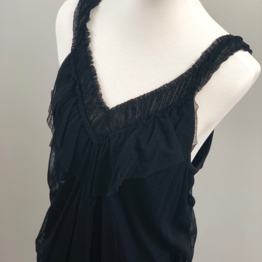 ella moss • black v-neck tank top